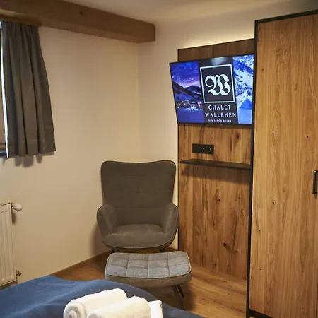 Wallehen By We Rent, Jokercard Included *