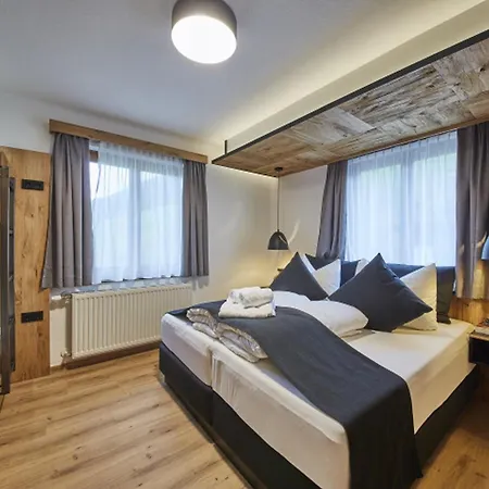 Chalet Wallehen By We Rent, Ski-In & Ski-Out Apartman